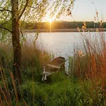 Havel River Houseboat Úszó hotel Zehdenick