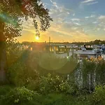 Havel River Houseboat *