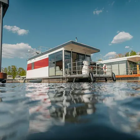 Havel River Houseboat *
