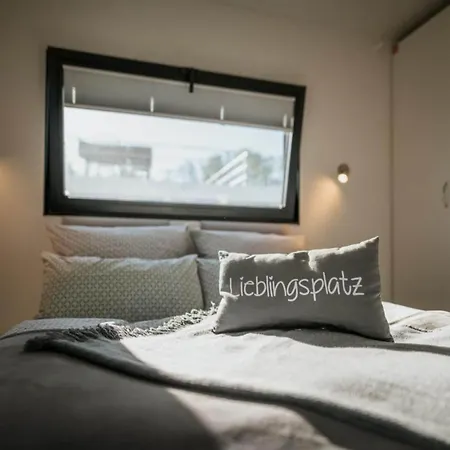 Hotel en barco Havel River Houseboat