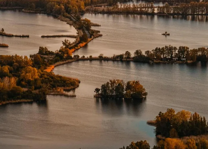 Havel River Houseboat Hotel en barco Zehdenick