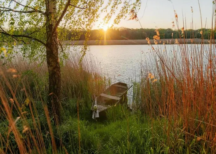 Havel River Houseboat Hotel en barco Zehdenick