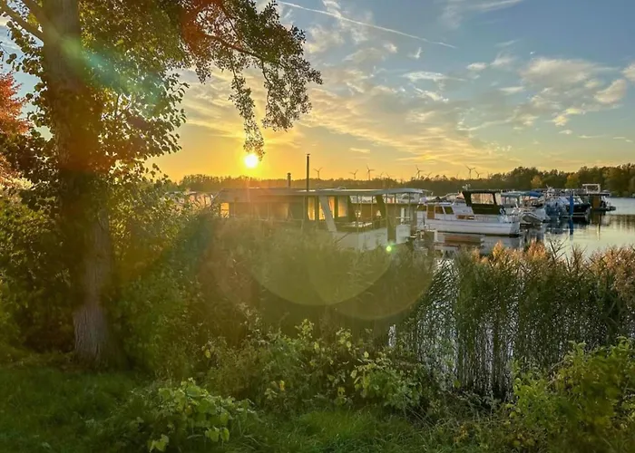 Havel River Houseboat *